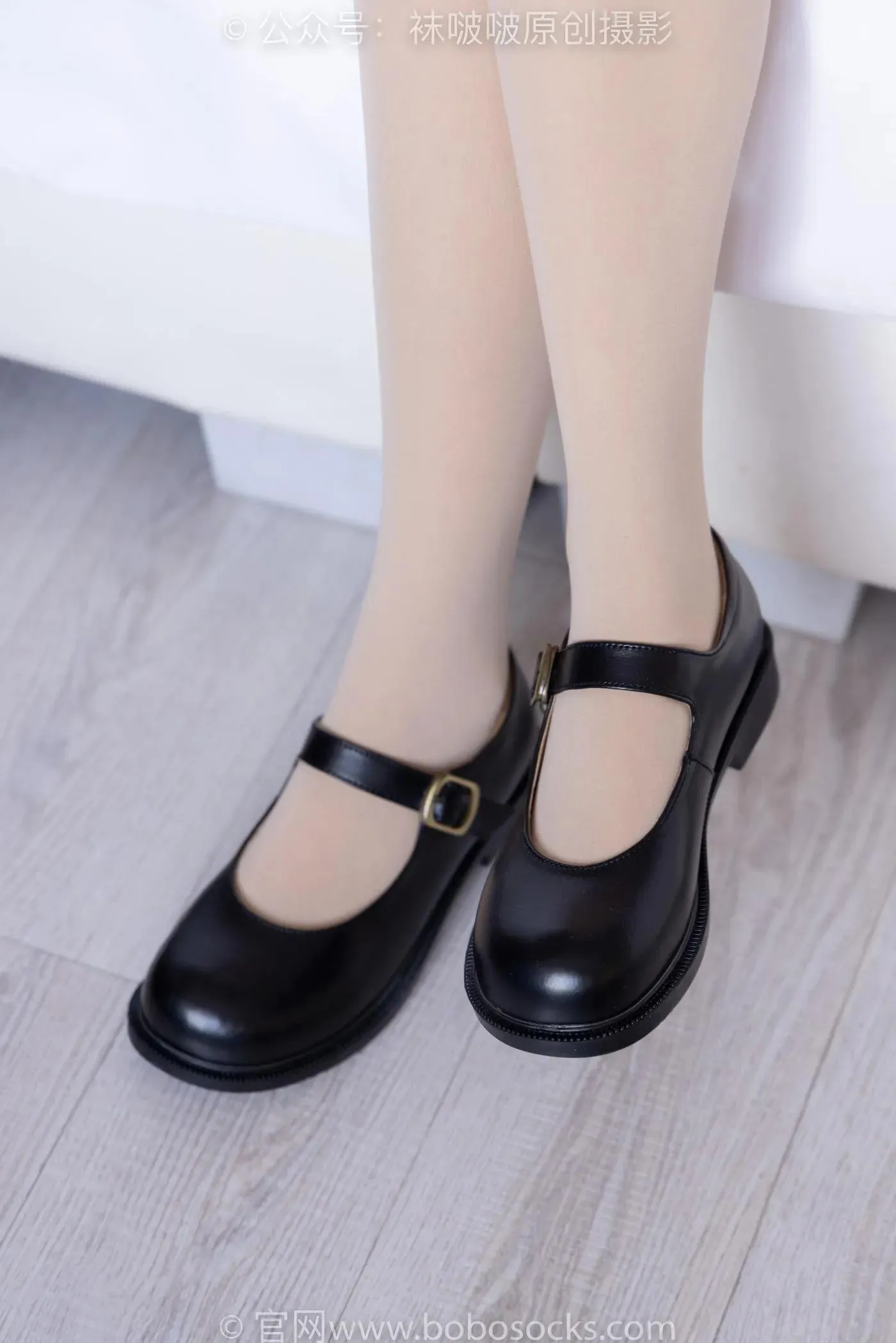 [BoBoSocks袜啵啵]NO.169 小甜豆-黑皮鞋、厚黑丝、厚肉丝 [145P]插图
